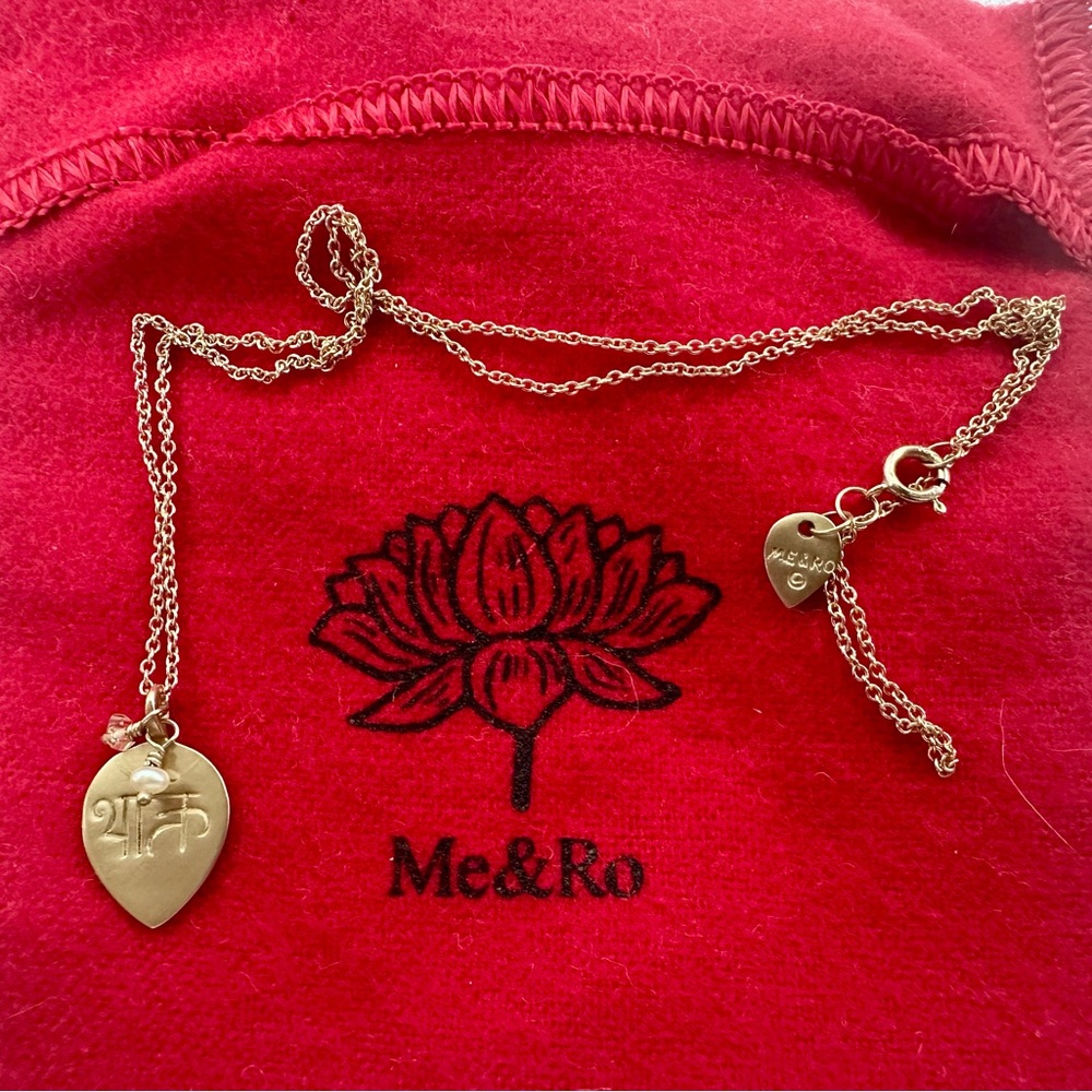 Vintage Me & Ro 10k Gold Pendant Necklace